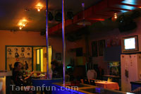 Crossroads Pub
