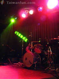 Light Vogue Lounge