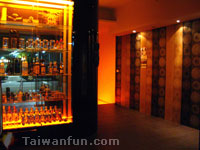 Light Vogue Lounge