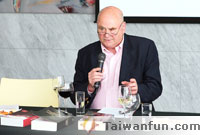 Australian Wine Expert Mr. James Halliday Opens Your Mind to Australian Wine