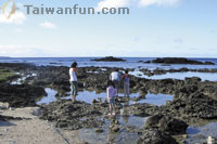 Exploring Kenting & riding in the wind