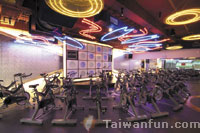 Las Vegas comes to World Gym in Taichung 