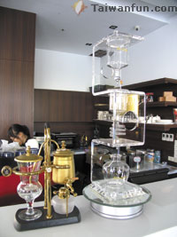 Hutong Cafe
