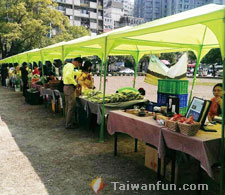 Smileing Dawn Organic Farmers Market