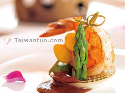 A little creative romance for a Taichung Valentine's Day