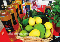 Aperitifs & digestifs: Pre- and post-meal drinking delight