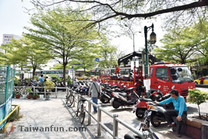 台中車站前機車停車差別收費